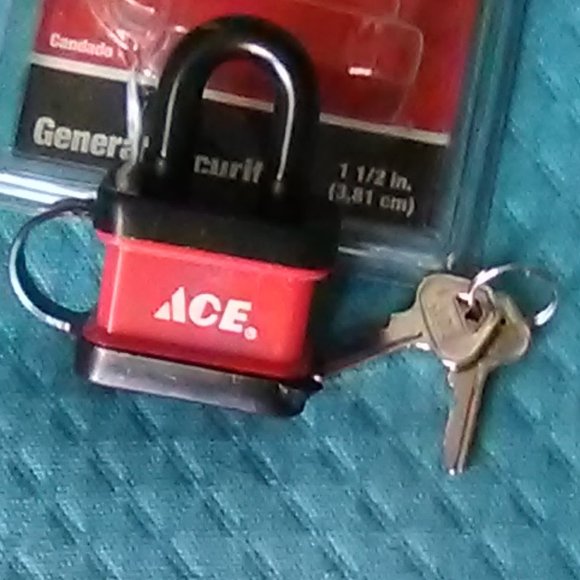 ACE Padlock - Picture 2 of 8